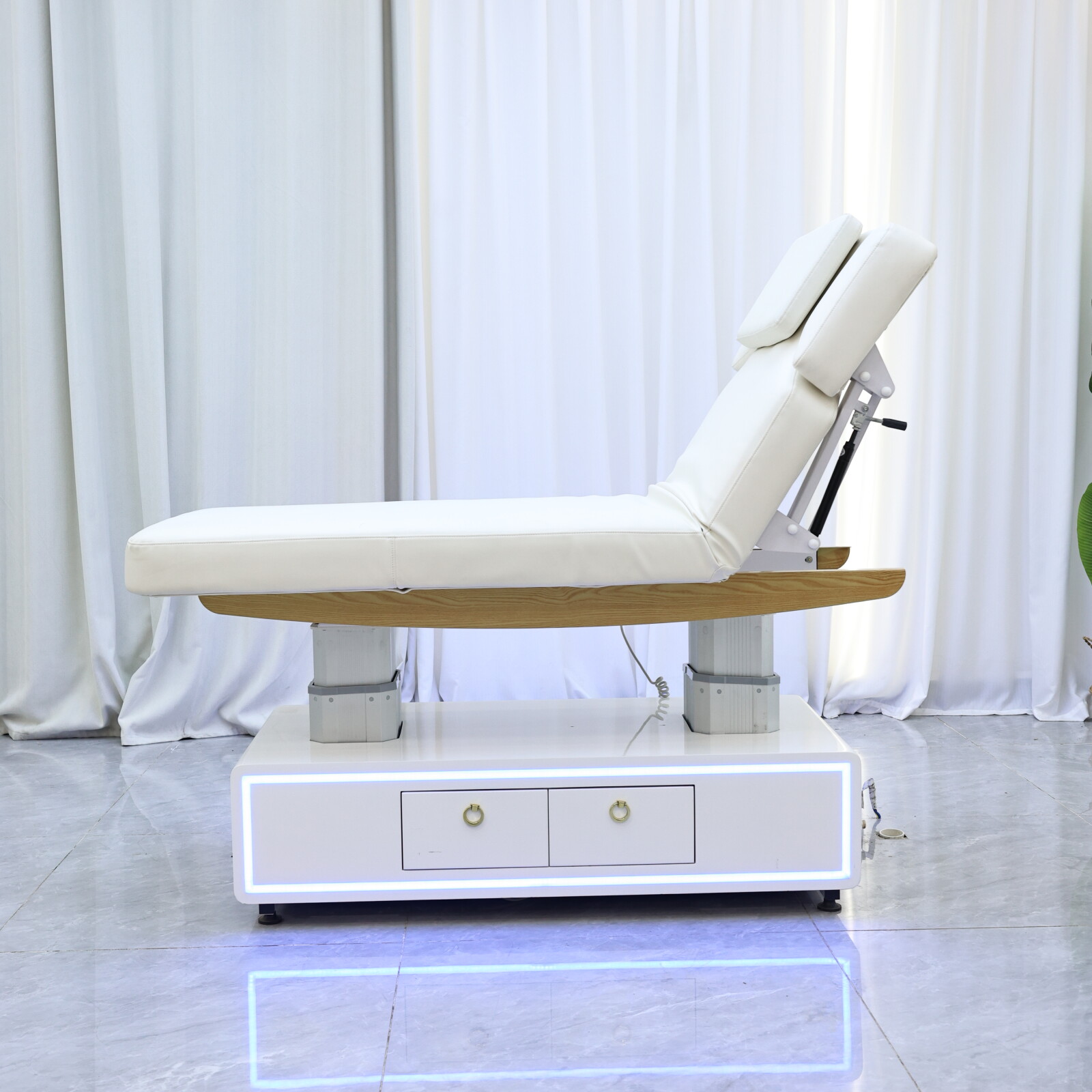 Electric Lifting, White Beauty - đánh giá và giá Massage Table Accessories Uk